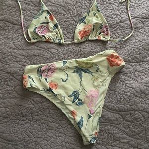 O’Neill 2 piece bikini